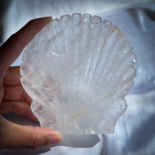 Charger l'image dans la galerie, Coquille Saint-Jacques - Cristal de roche