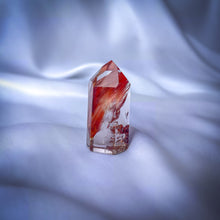 Charger l'image dans la galerie, Pointe - Quartz Amphibole (qualité Extra)