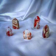 Charger l'image dans la galerie, Pointe - Quartz Amphibole (qualité Extra)