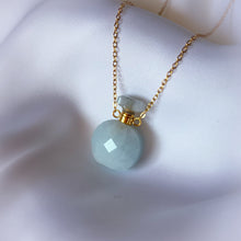 Charger l'image dans la galerie, 'Océane' collier fiole - Aigue Marine