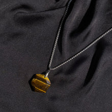 Charger l'image dans la galerie, 'Salomon' collier homme - Œil de Tigre