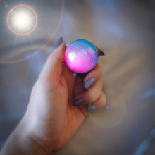Charger l'image dans la galerie, Sphère - Sélénite Pink/Aqua Aura