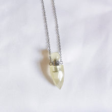 Charger l'image dans la galerie, 'Artémis' collier fiole - Citrine
