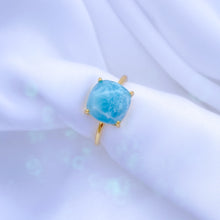 Lade das Bild in den Galerie-Viewer, &#39;Héra&#39; bague - Larimar
