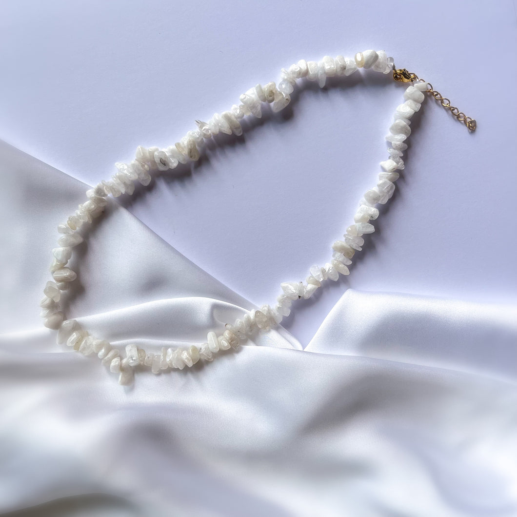 'Namaka' collier court - Pierre de Lune