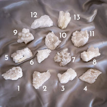 Lade das Bild in den Galerie-Viewer, Druse - Quartz Himalaya (qualité Super Extra)
