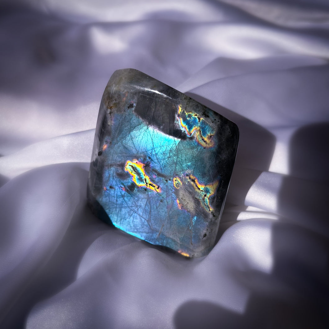 Forme libre polie - Labradorite Violette et Sunset (rare)