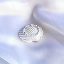 Lade das Bild in den Galerie-Viewer, &#39;Vénus&#39; bague - Howlite
