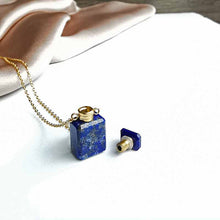 Charger l&#39;image dans la galerie, &#39;Jouvy&#39; collier fiole - Lapis Lazuli
