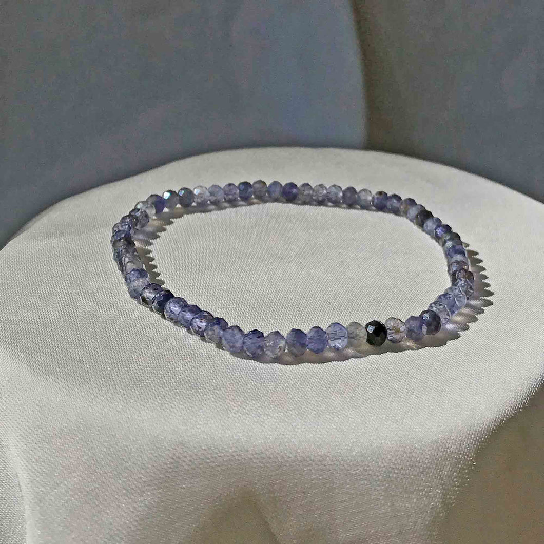 'Théia' Bracelet - Iolite